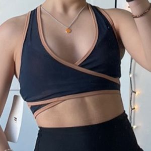 Fabletics top